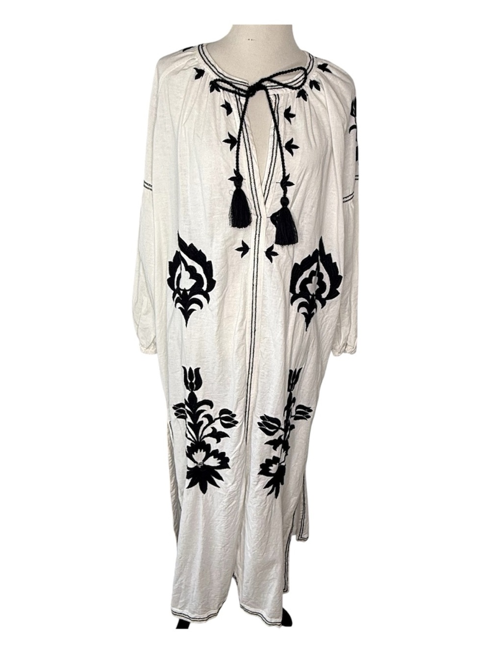 Zara Embroidered Black and White Maxi Dress - Picture 2 of 10